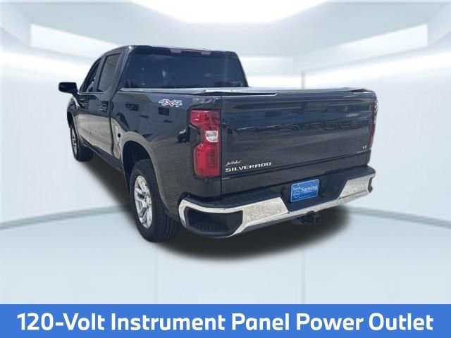 Used 2023 Black Chevrolet LT image 9