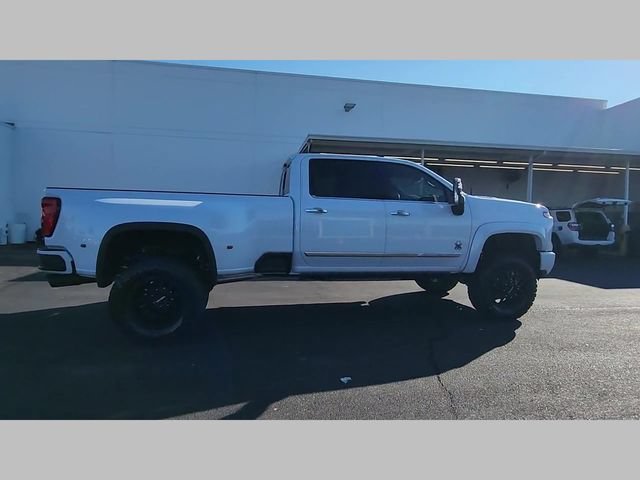 New 2026 Polar White Tricoat Chevrolet High Country DRW image 34