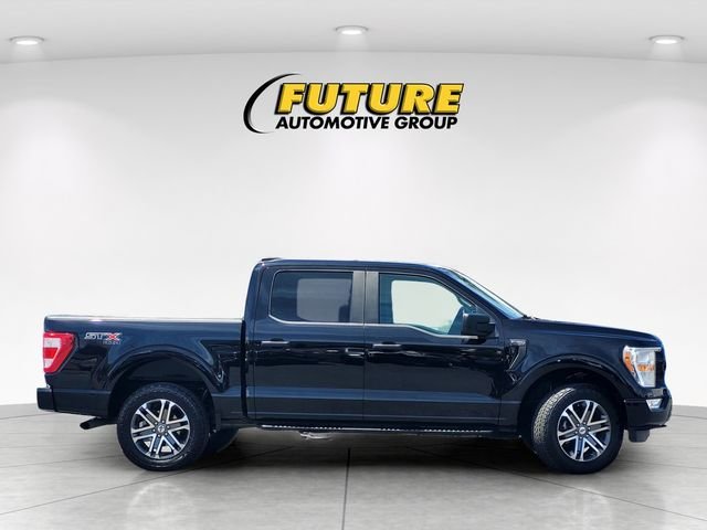 Used 2022  Ford XL image 3