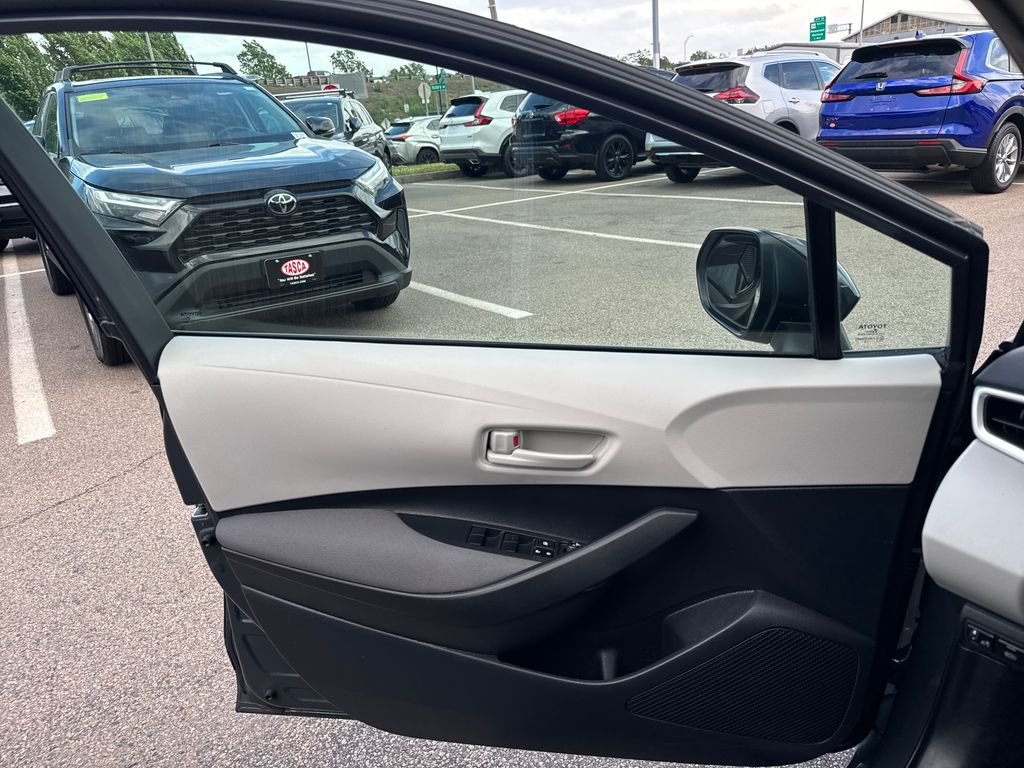 Used 2025 Gray Toyota LE image 33