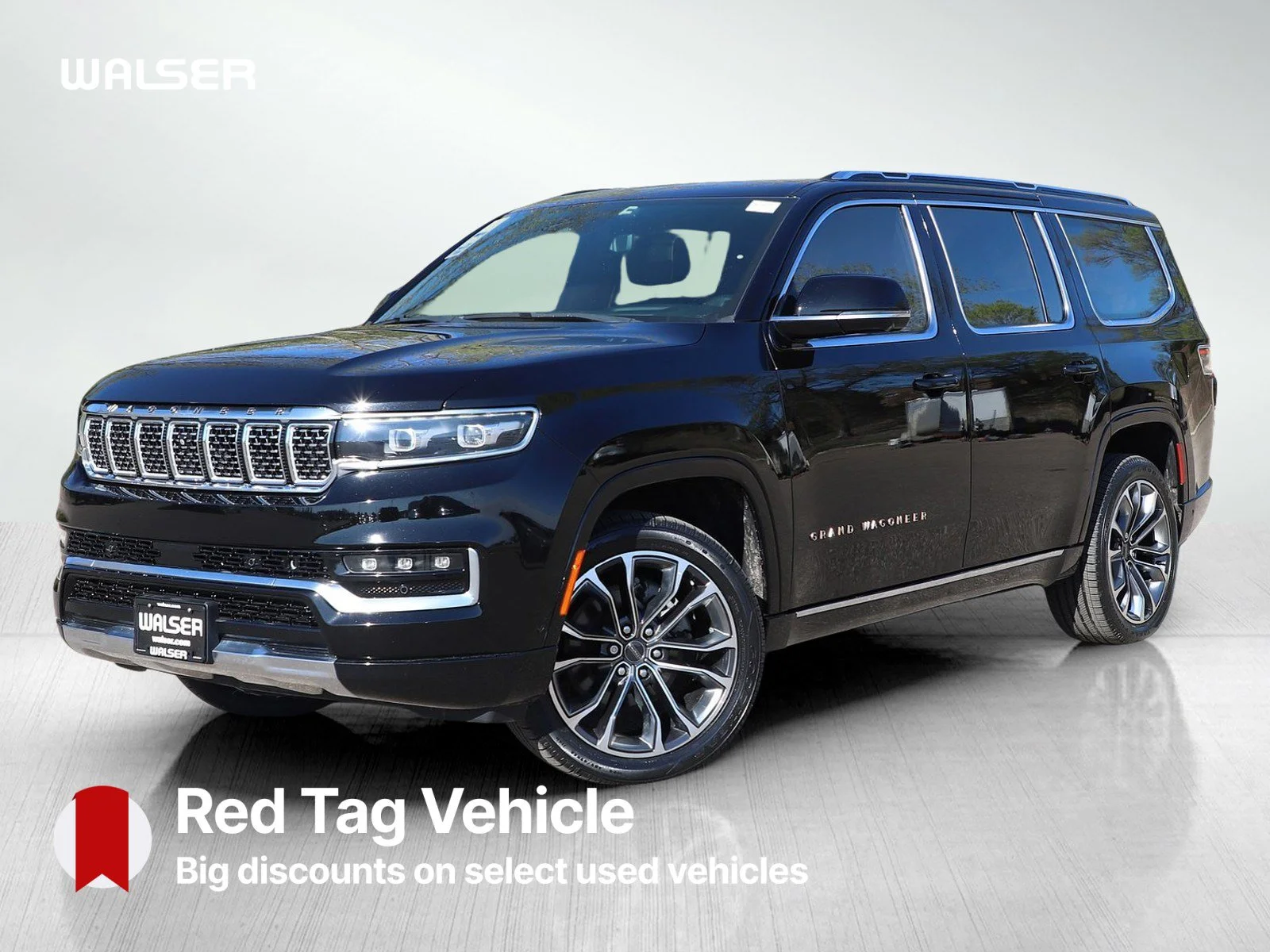 Used 2022 Diamond Black Crystal Pearlcoat Jeep Series III image 1