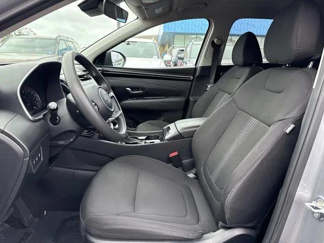 Used 2023 Silver Hyundai SEL image 13