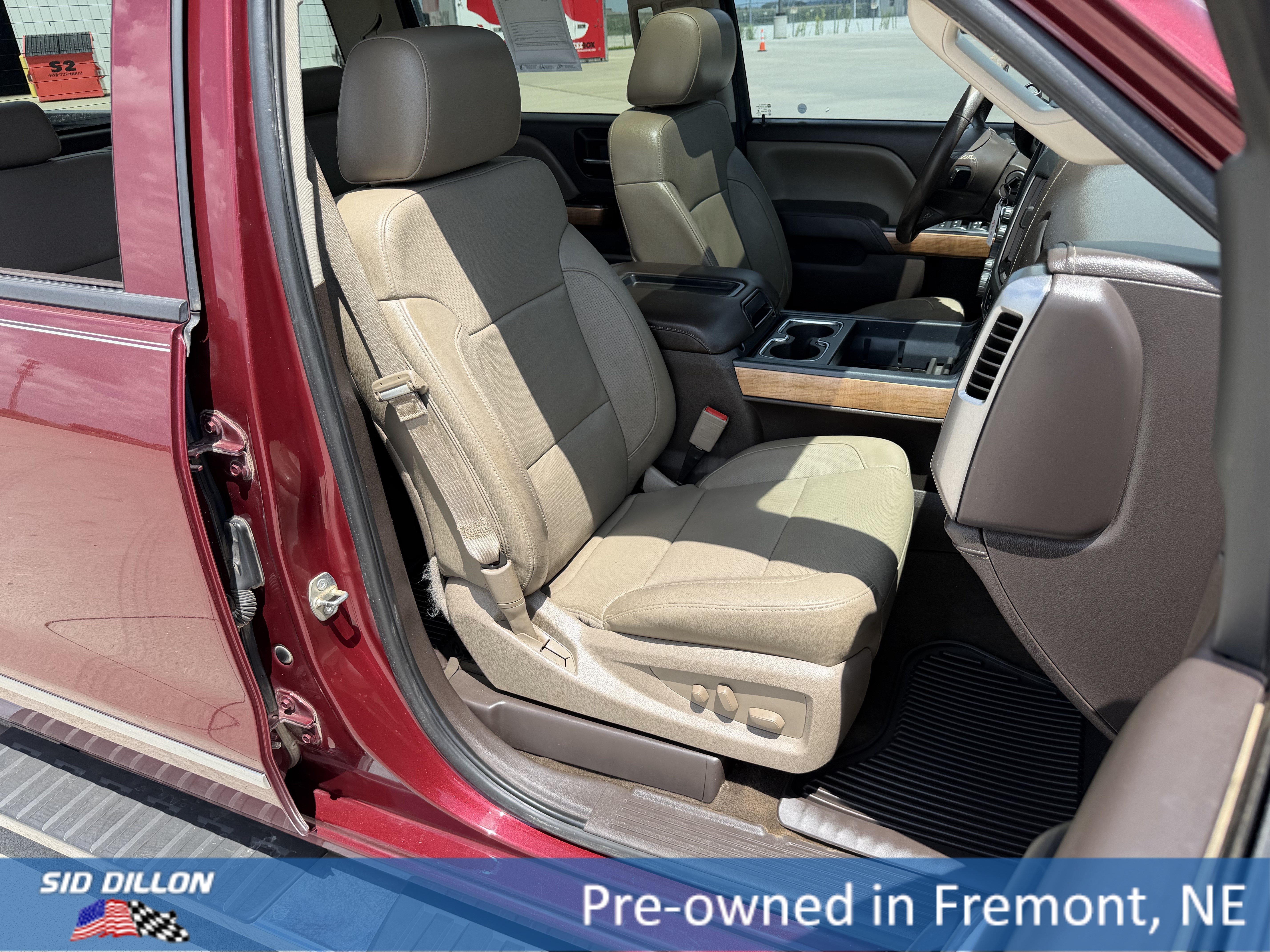 Used 2014 Deep Ruby Metallic Chevrolet LTZ image 9