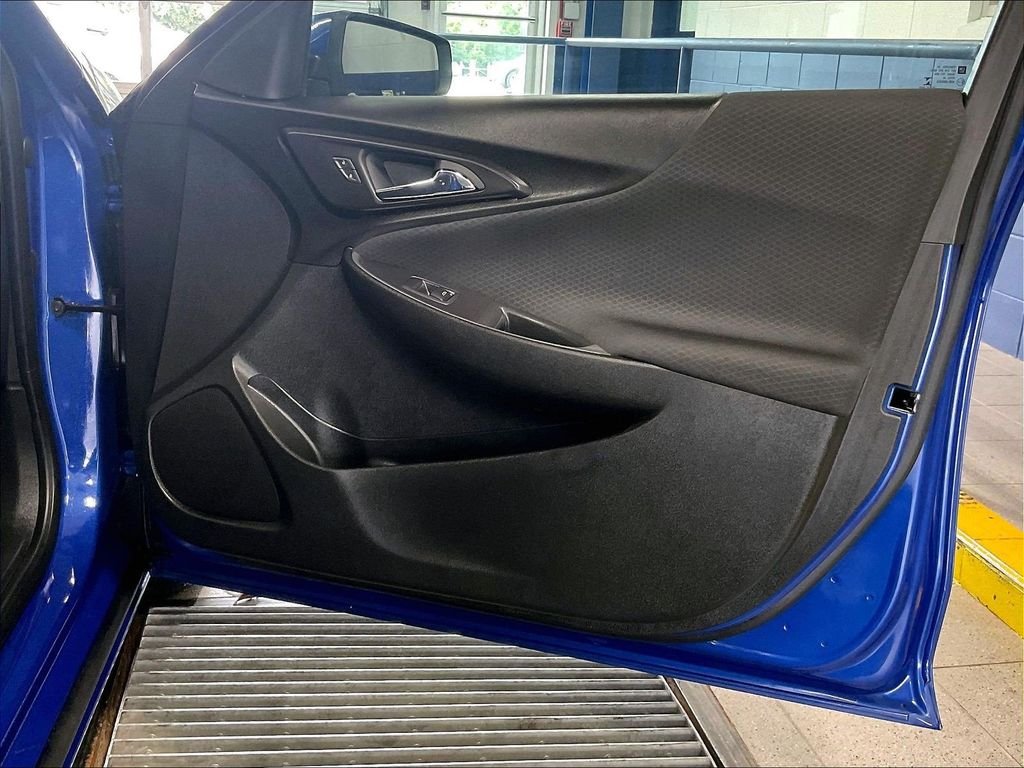 Used 2023 Blue Chevrolet LT image 12