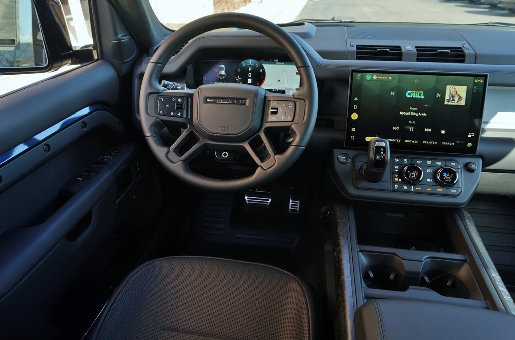 New 2026 Sargasso Blue Land Rover Octa image 17