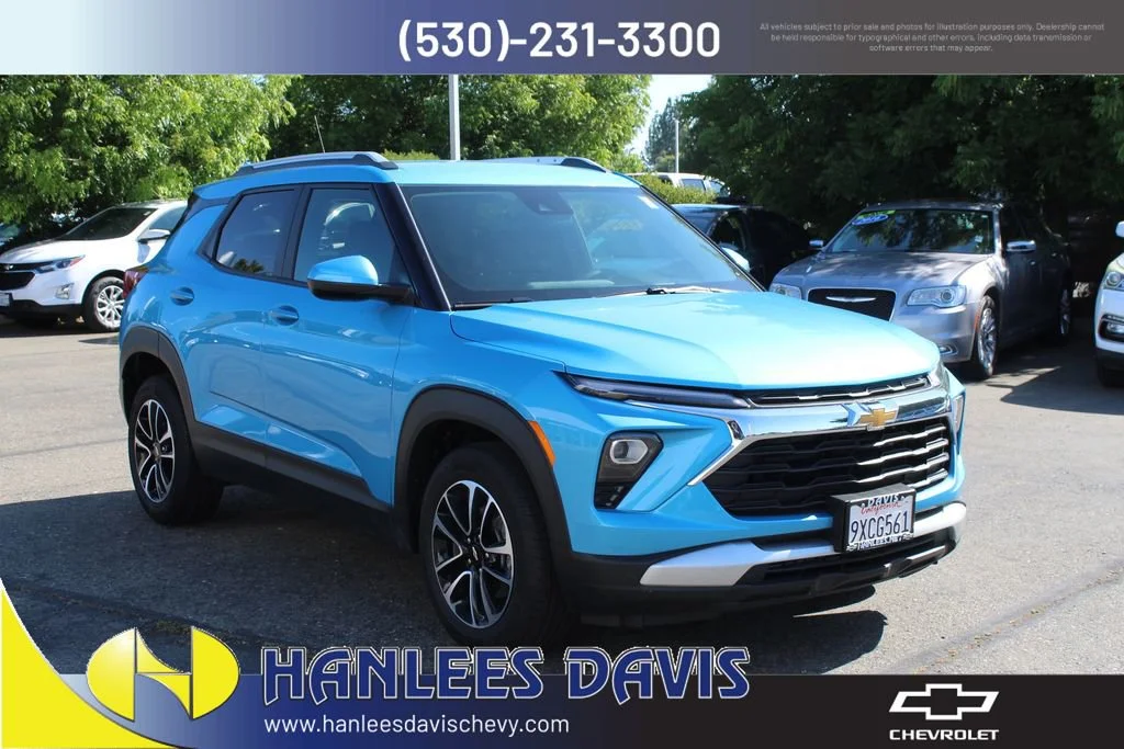 Used 2026 Marina Blue Metallic Chevrolet LT image 5