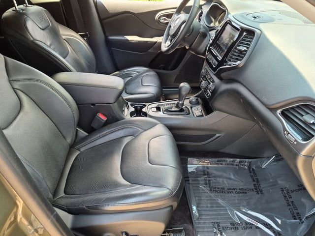 Used 2019 Green Jeep Limited image 26