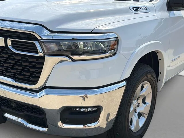 New 2026 Bright White Clear-Coat Exterior Paint RAM Big Horn/Lone Star image 10