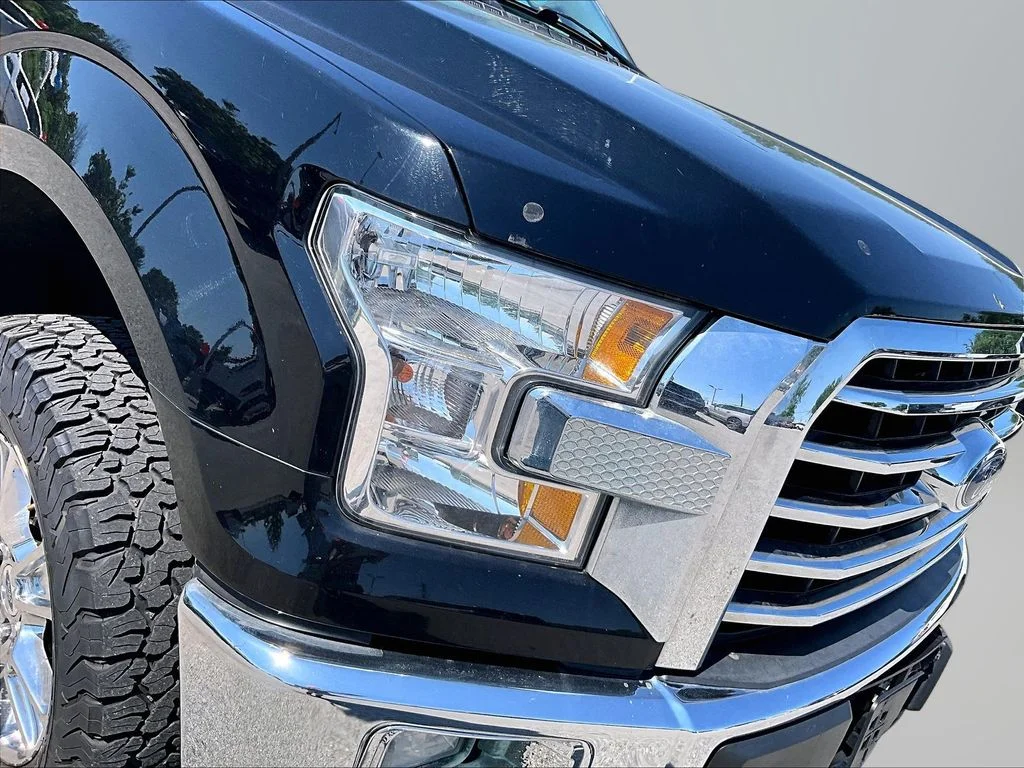 Used 2017 Black Ford XLT image 31