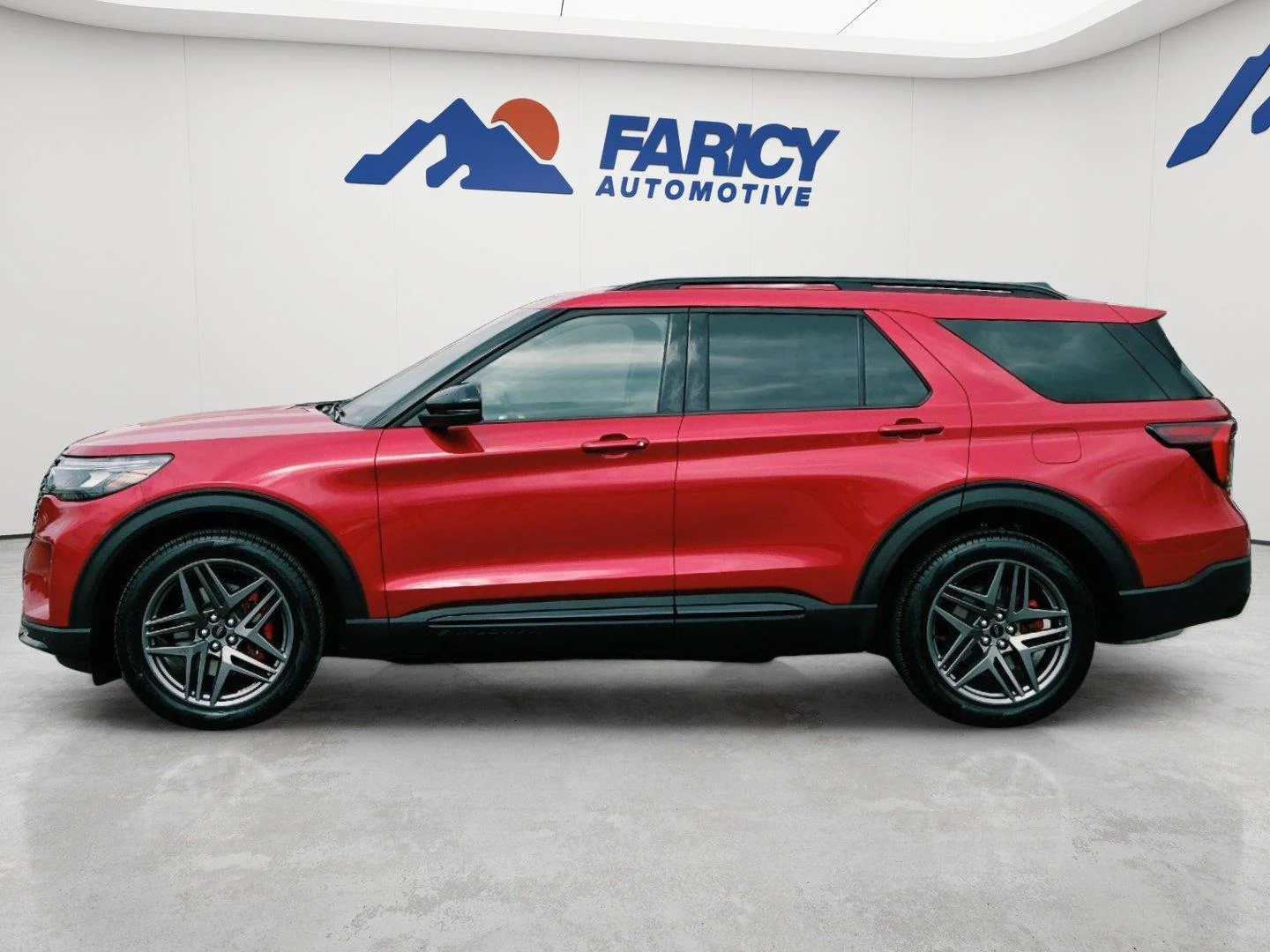 Used 2026 Rapid Red Metallic Tinted Clearcoat Ford ST image 9