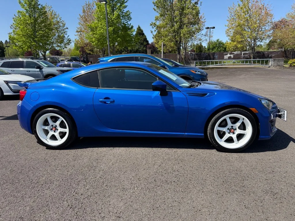 Used 2017 WR Blue Pearl Subaru Premium image 8