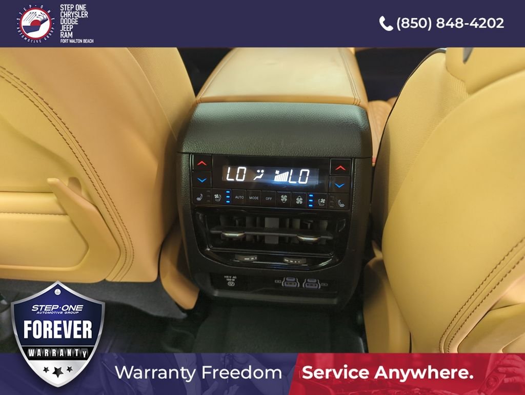 Used 2021 Silver Jeep Summit image 36