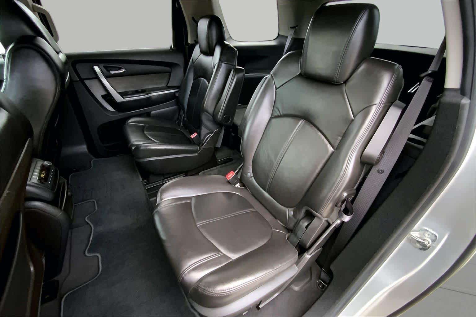 Used 2010 Quicksilver Metallic GMC SLT1 image 20
