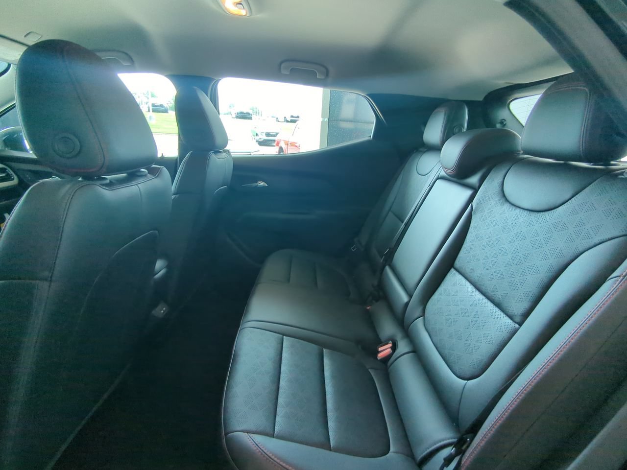 2027 Chevrolet Bolt RS - Photo 13
