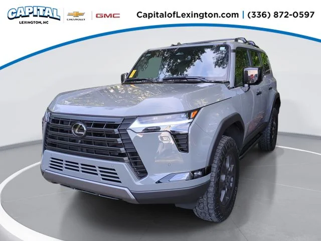 2025 Lexus GX 460 550 Overtrail's photo