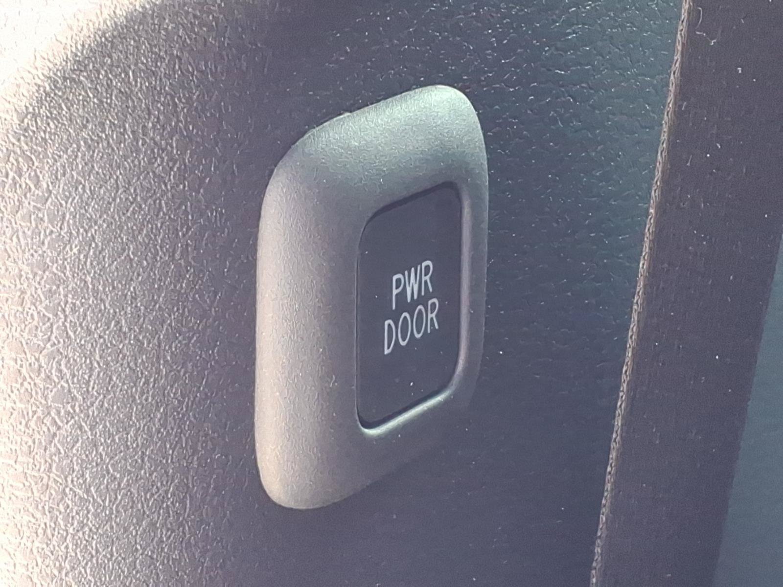 Used 2026 Wind Chill Pearl Toyota Limited image 15