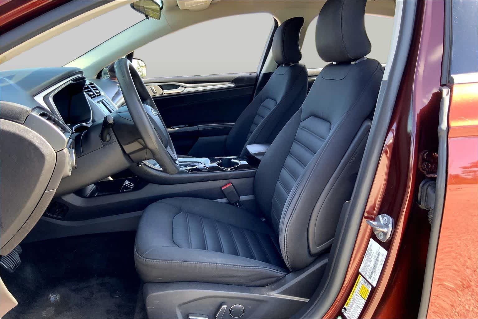 Used 2016 Bronze Fire Metallic Tinted Clearcoat Ford SE Hybrid image 8