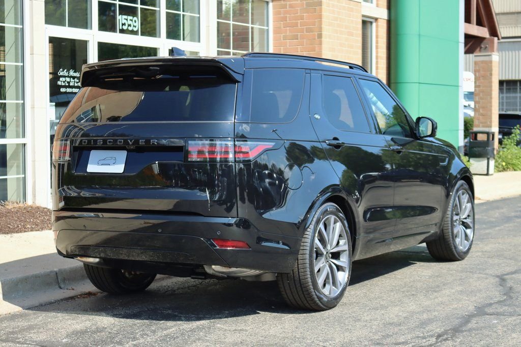 Certified Used 2024 Black Land Rover Dynamic SE image 6