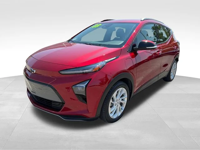 Used 2023 Red Chevrolet LT image 3