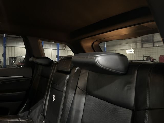 Certified Used 2018 Granite Crystal Clearcoat Metallic Jeep Altitude image 30