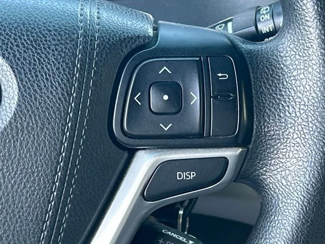 Used 2015 Red Toyota LE image 55
