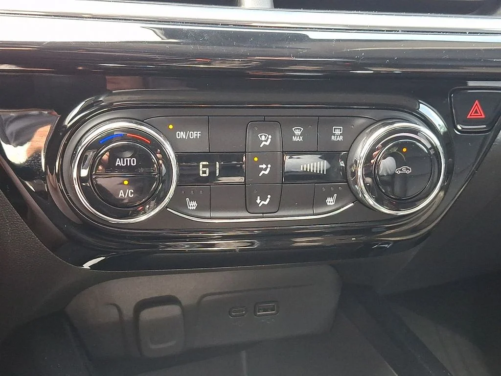 Used 2025 Yellow Chevrolet ACTIV image 16