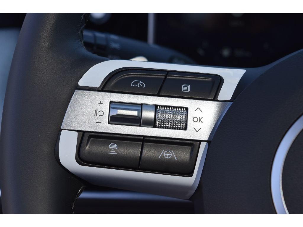 2026 Hyundai Santa Cruz Limited - Photo 17