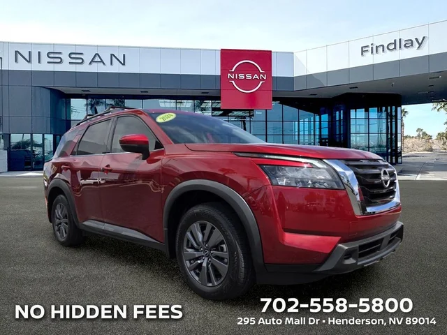 2024 Nissan Pathfinder SV