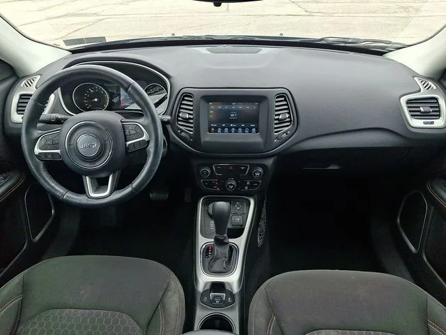 Used 2019 Silver Jeep Sport image 15