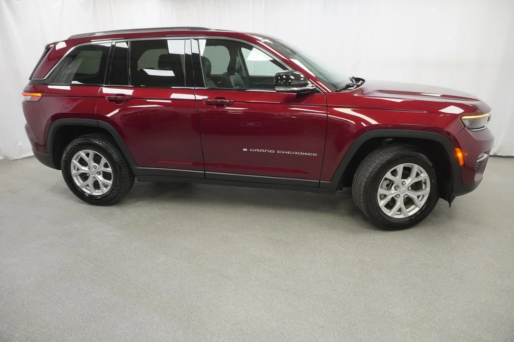 Used 2024 Red Jeep Limited image 10