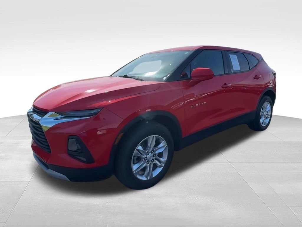 Used 2021 Red Chevrolet LT image 4