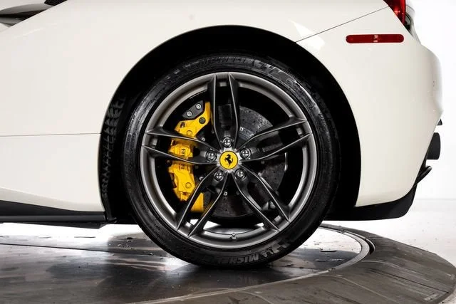 Certified Used 2017 Bianco Avus Ferrari  image 16