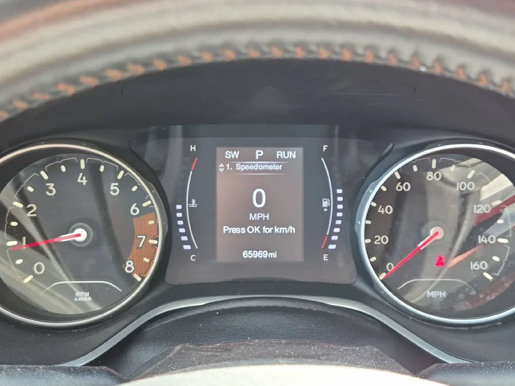 Used 2019 Gray Jeep Latitude image 14