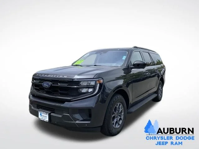 Used 2025 Gray Ford Active image 3