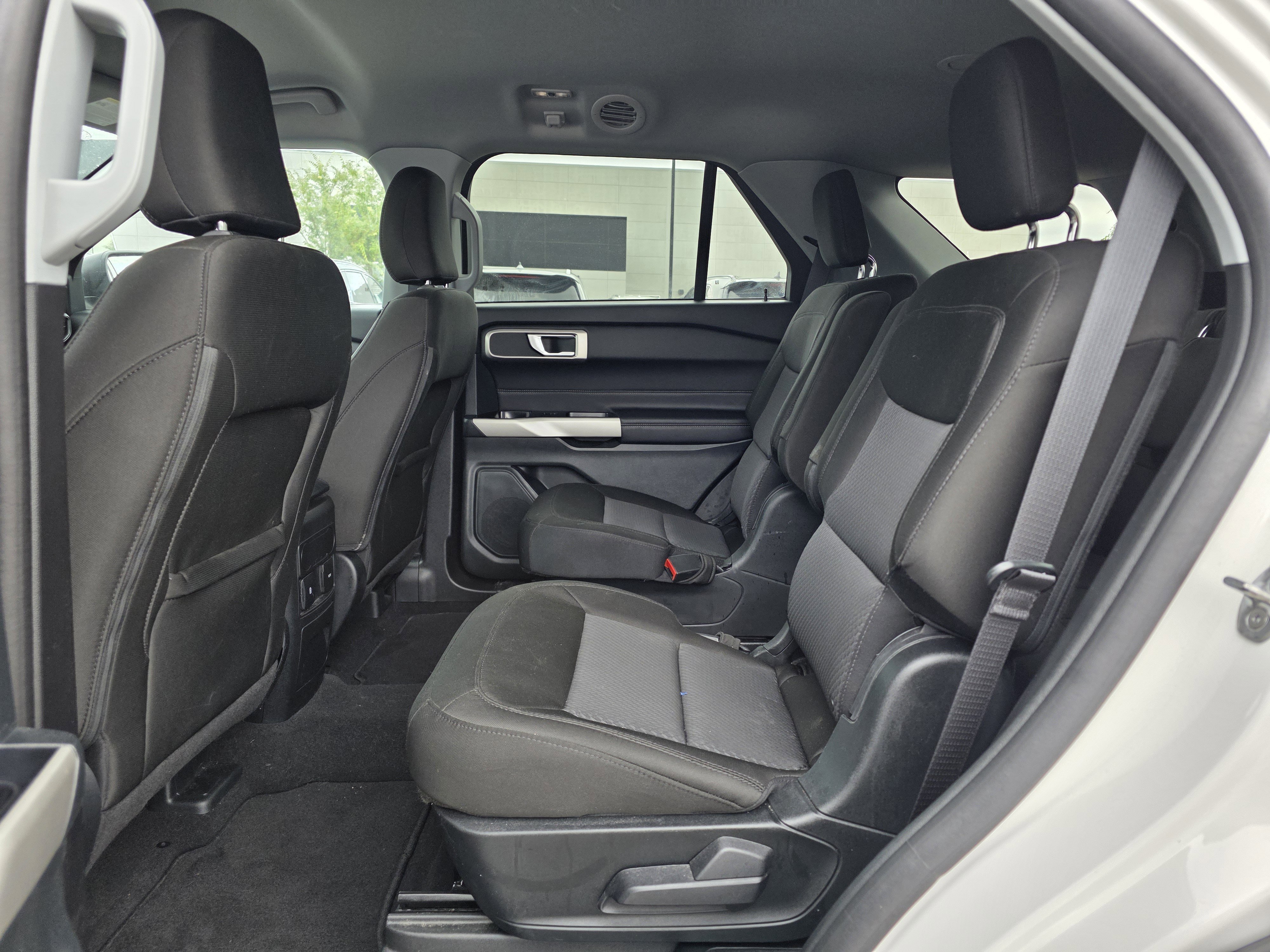 Used 2023 Star White Metallic Tri-Coat Ford XLT image 16