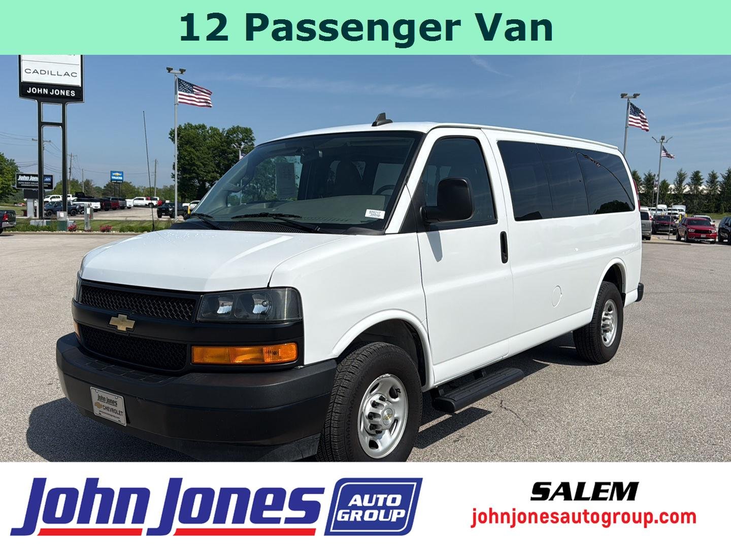 2023 Chevrolet Express 2500 LS's photo