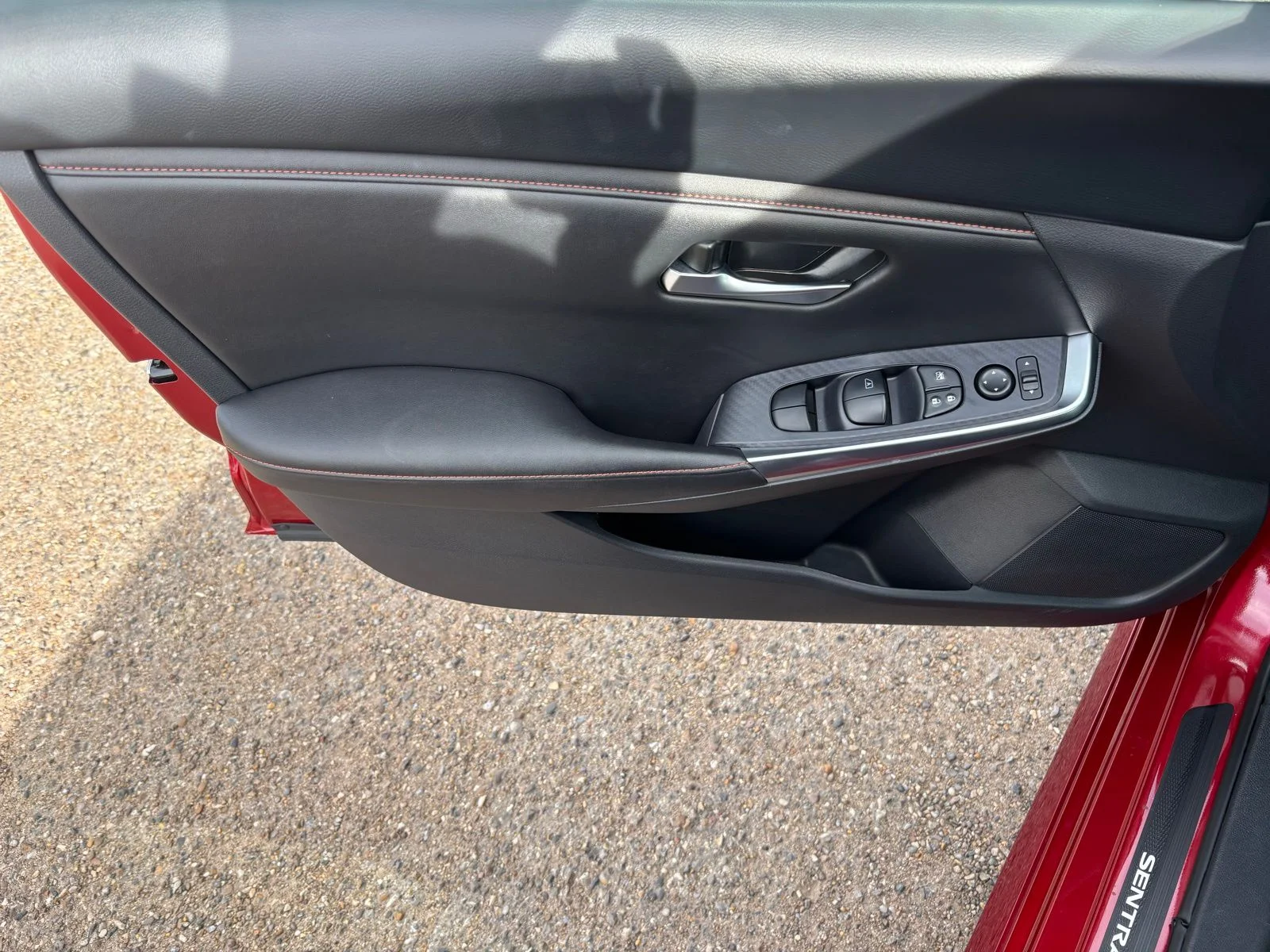 2024 Nissan Sentra SR - Photo 17