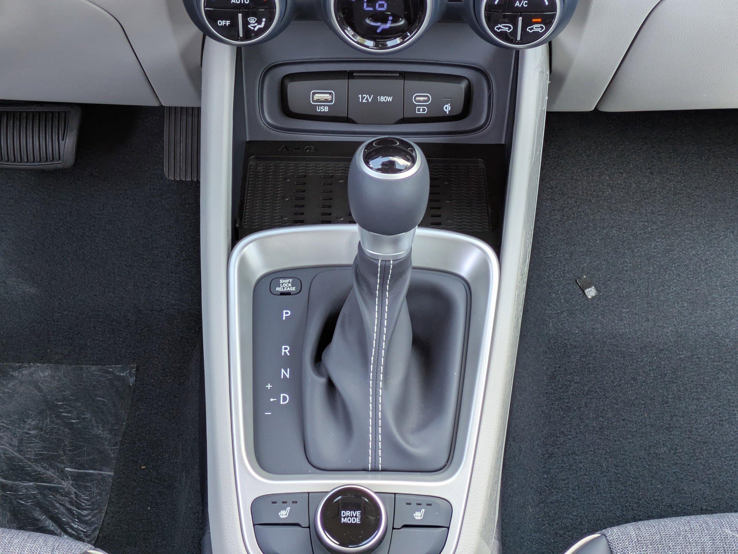 New 2026 Denim w/White Roof Hyundai SEL w/Two-Tone Roof image 16
