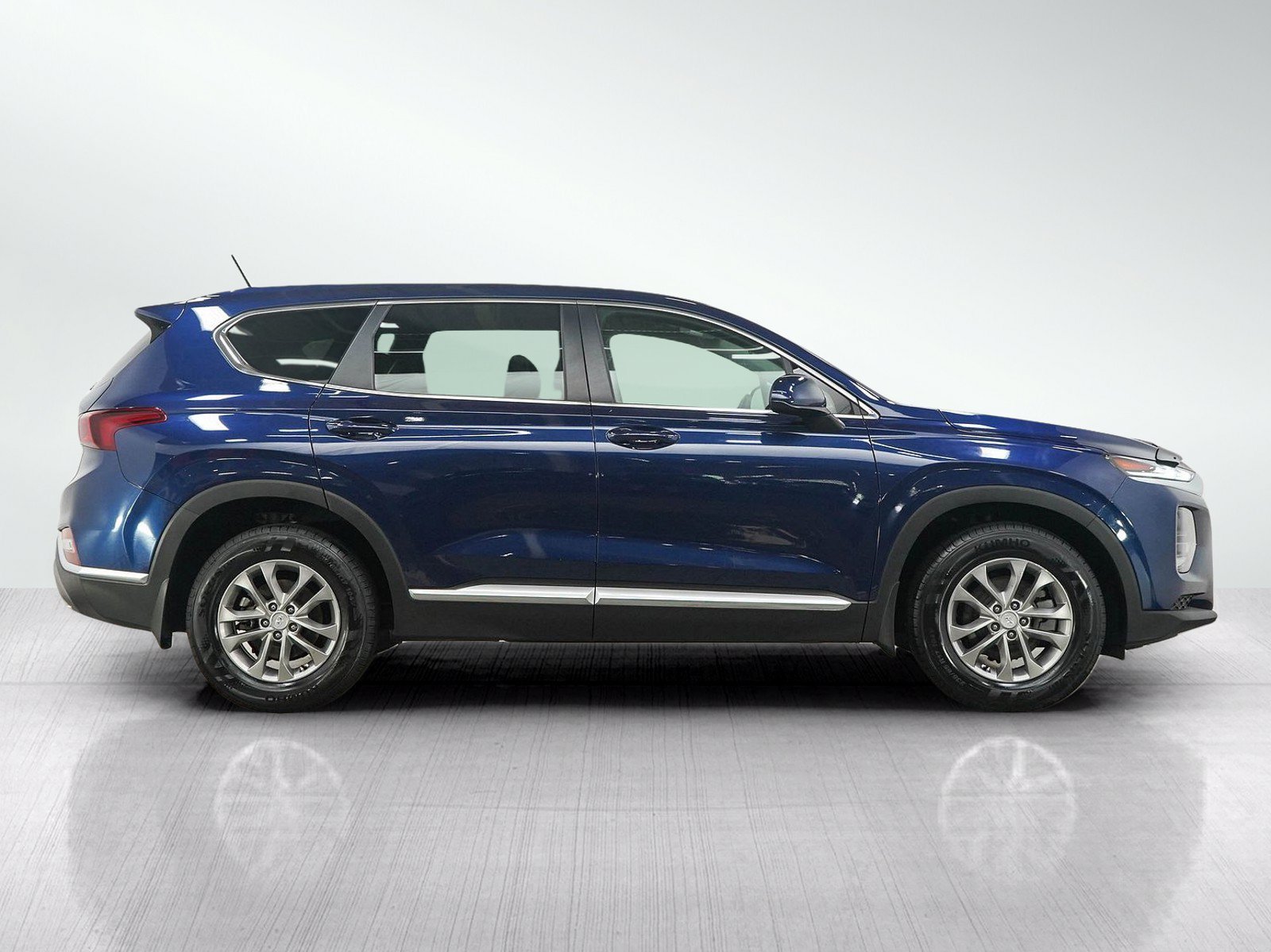 2020 Hyundai Santa Fe SE - Photo 7