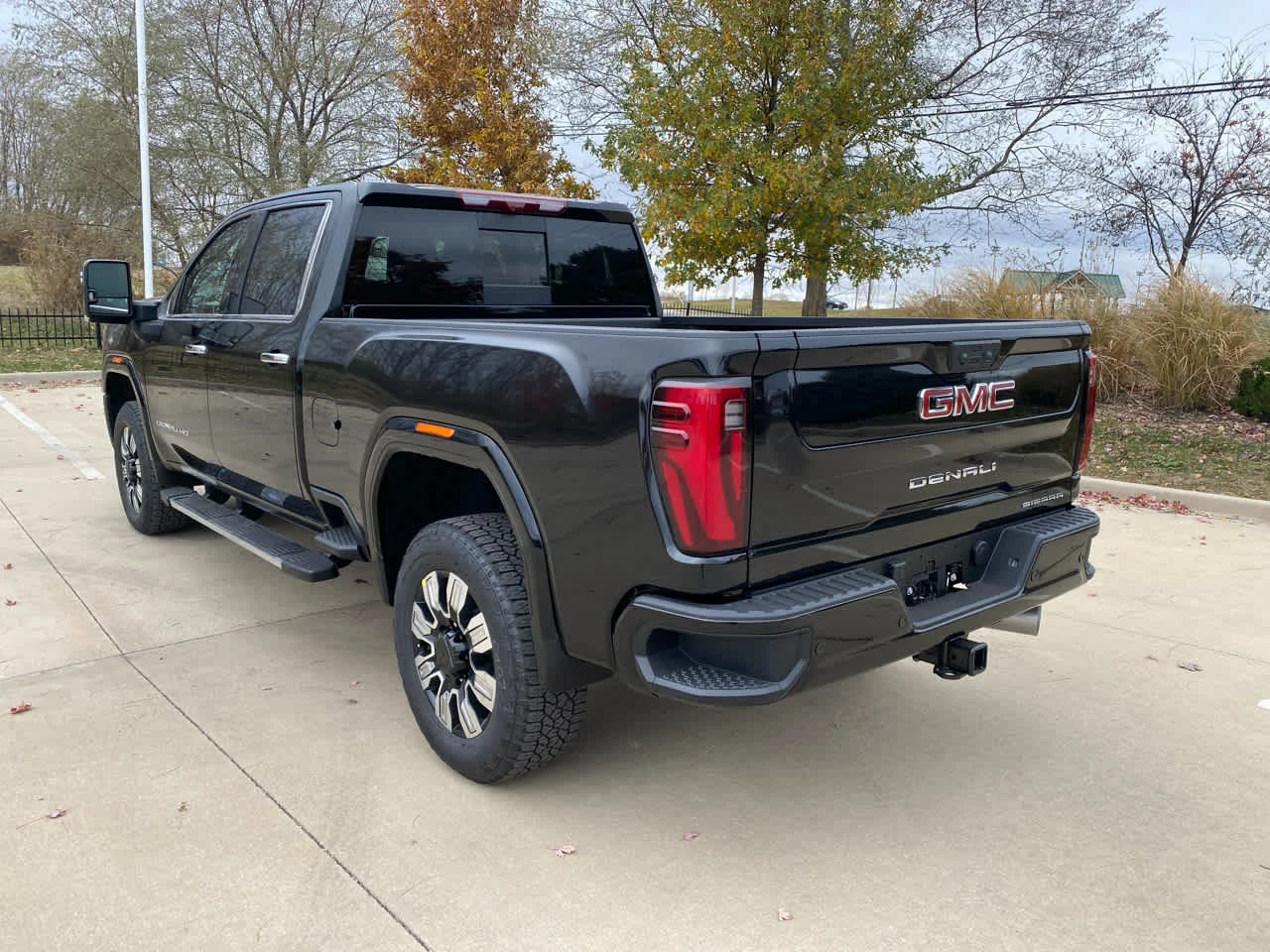 2026 GMC Sierra 2500HD Denali - Photo 8