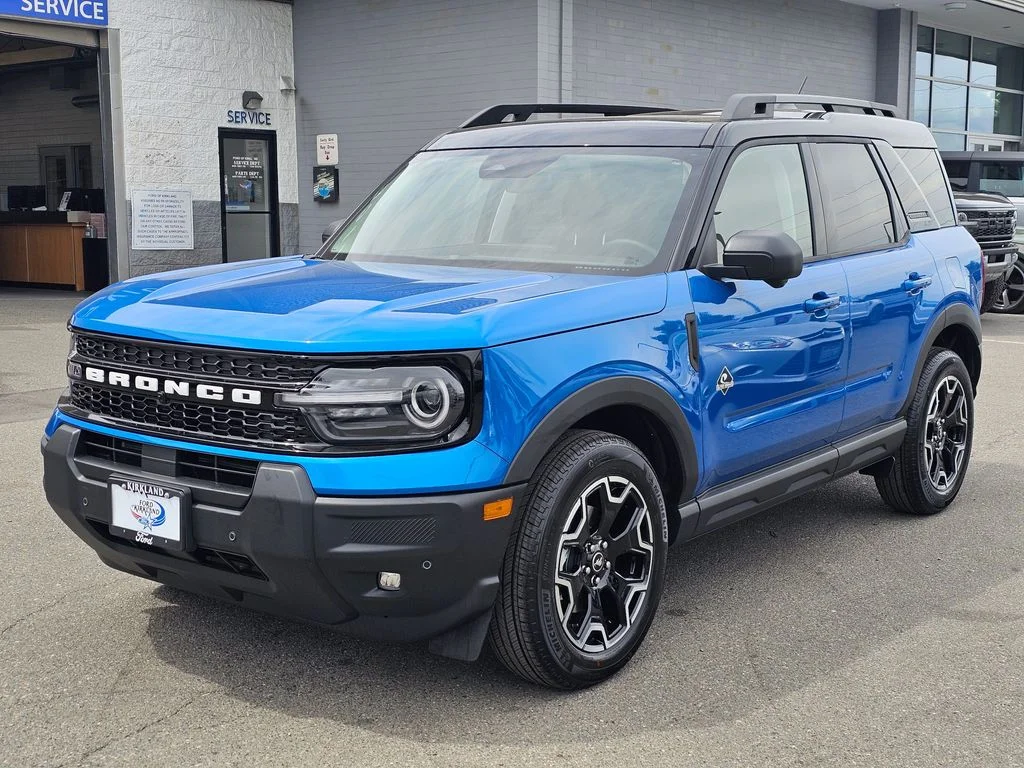New 2025 Velocity Blue Metallic Ford Outer Banks® image 3