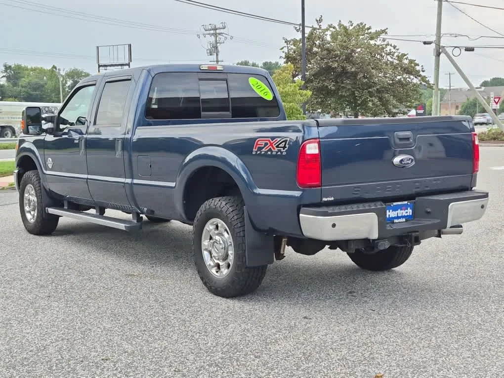 Used 2016 Blue Jeans Metallic Ford XLT image 4
