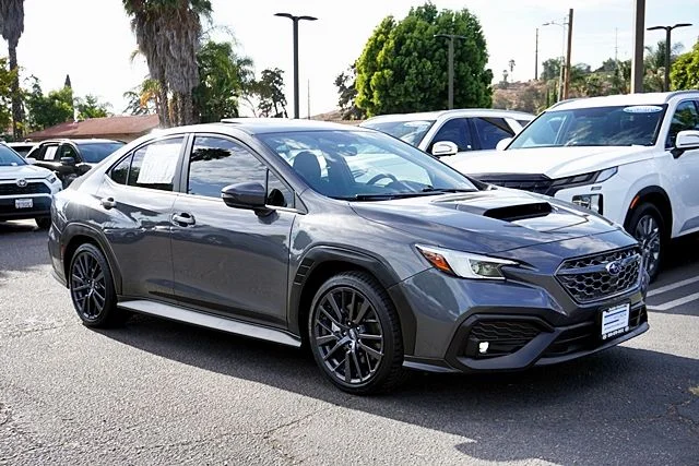 Used 2024 Gray Subaru Limited image 5