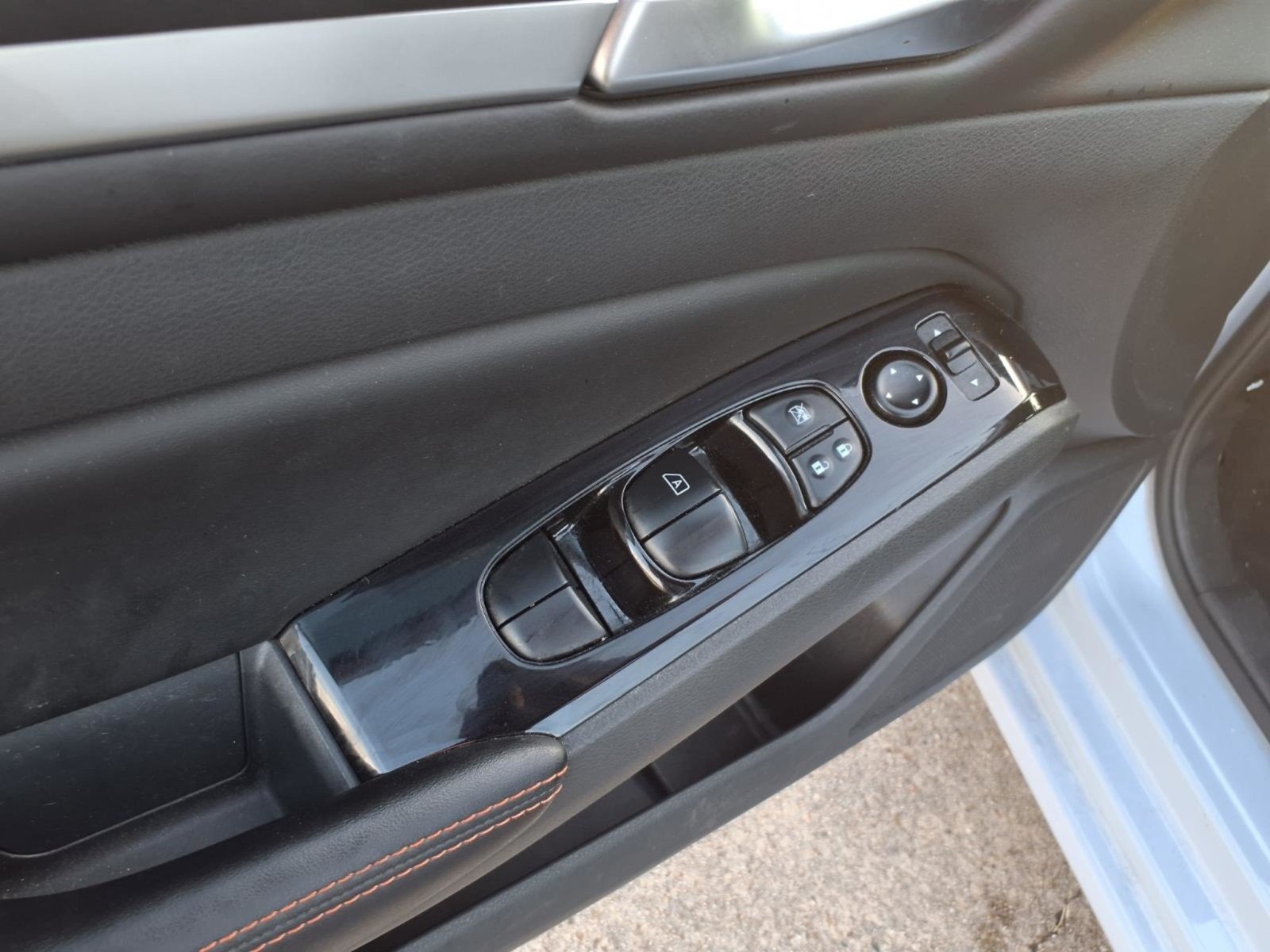 Used 2024 Gray Sky Pearl Nissan 2.5 SR image 17