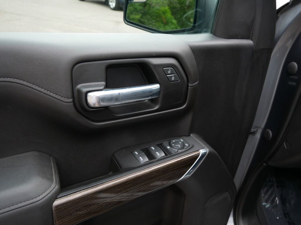 Certified Used 2022 Gray Chevrolet RST image 16