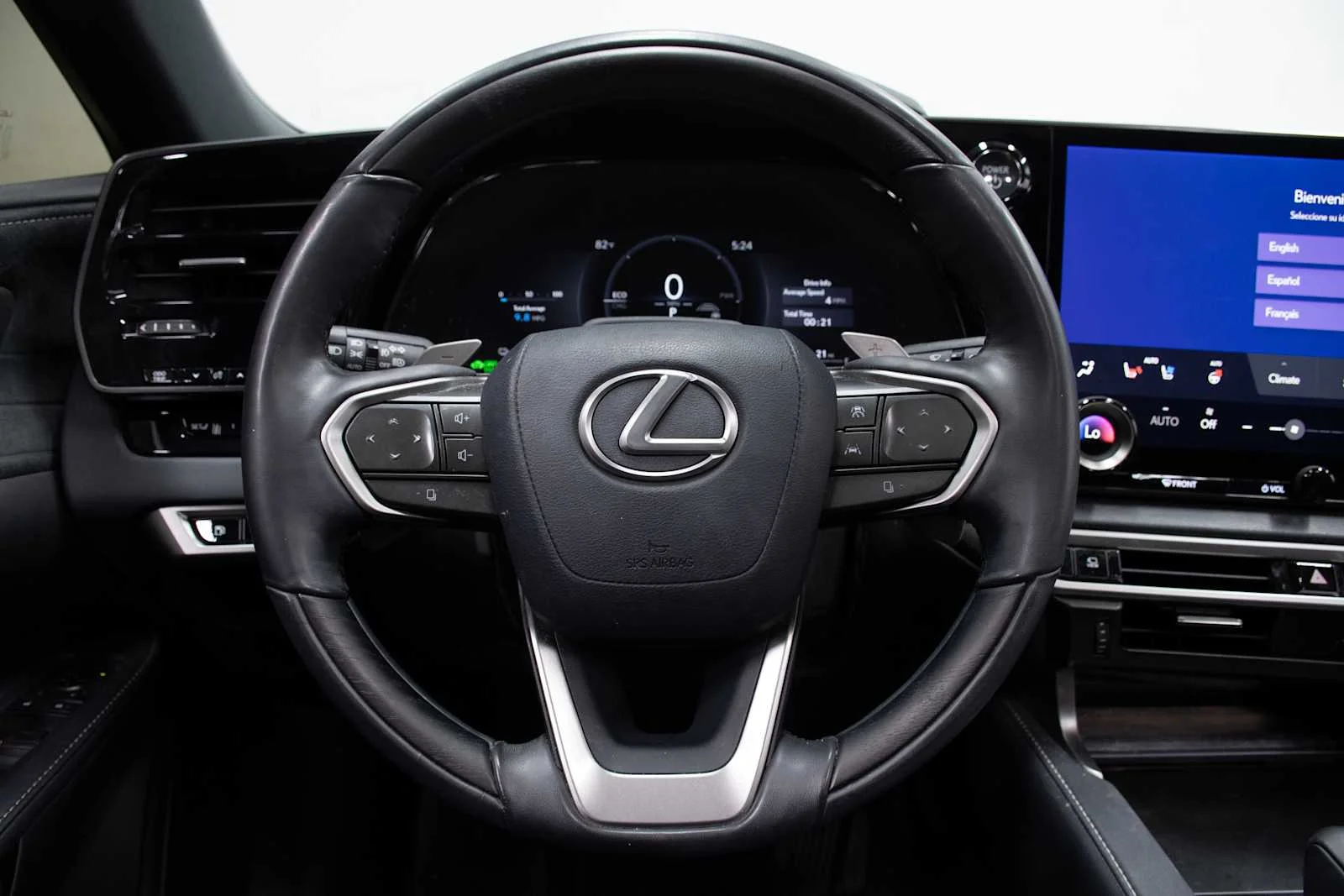 Certified Used 2025 CAVIAR Lexus Luxury image 17