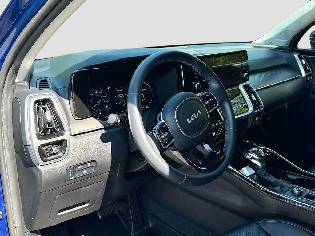 Used 2023 Blue Kia SX image 14