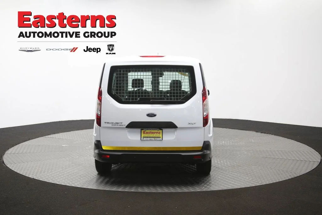 Used 2022 White Ford XLT image 37