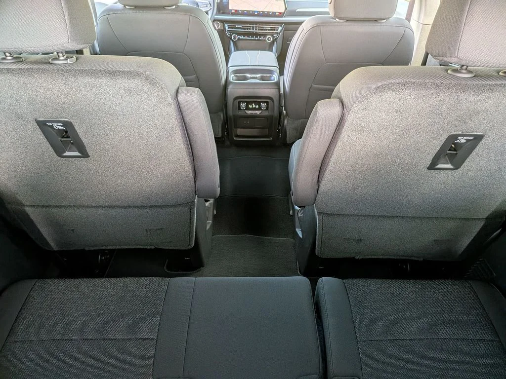 2026 Chevrolet Traverse LT - Photo 33