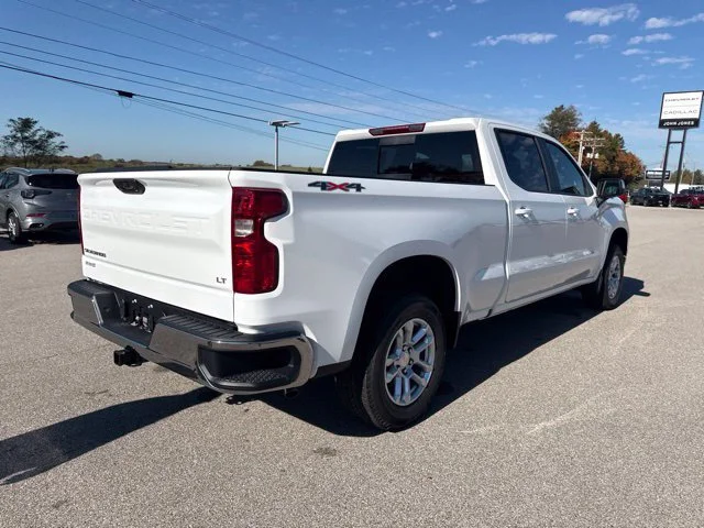 New 2026 Summit White Chevrolet LT image 22